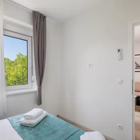 Providenca - Beachfront Daire Makarska