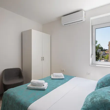 Daire Providenca - Beachfront Makarska