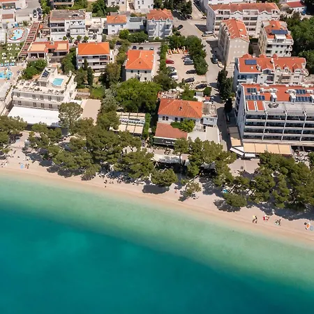 Beachfront Apartments Makarska * Makarska